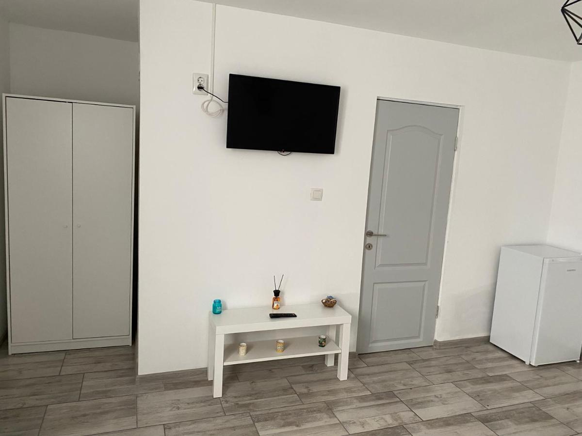 Camere De Inchiriat David Casa David Corbu Esterno foto
